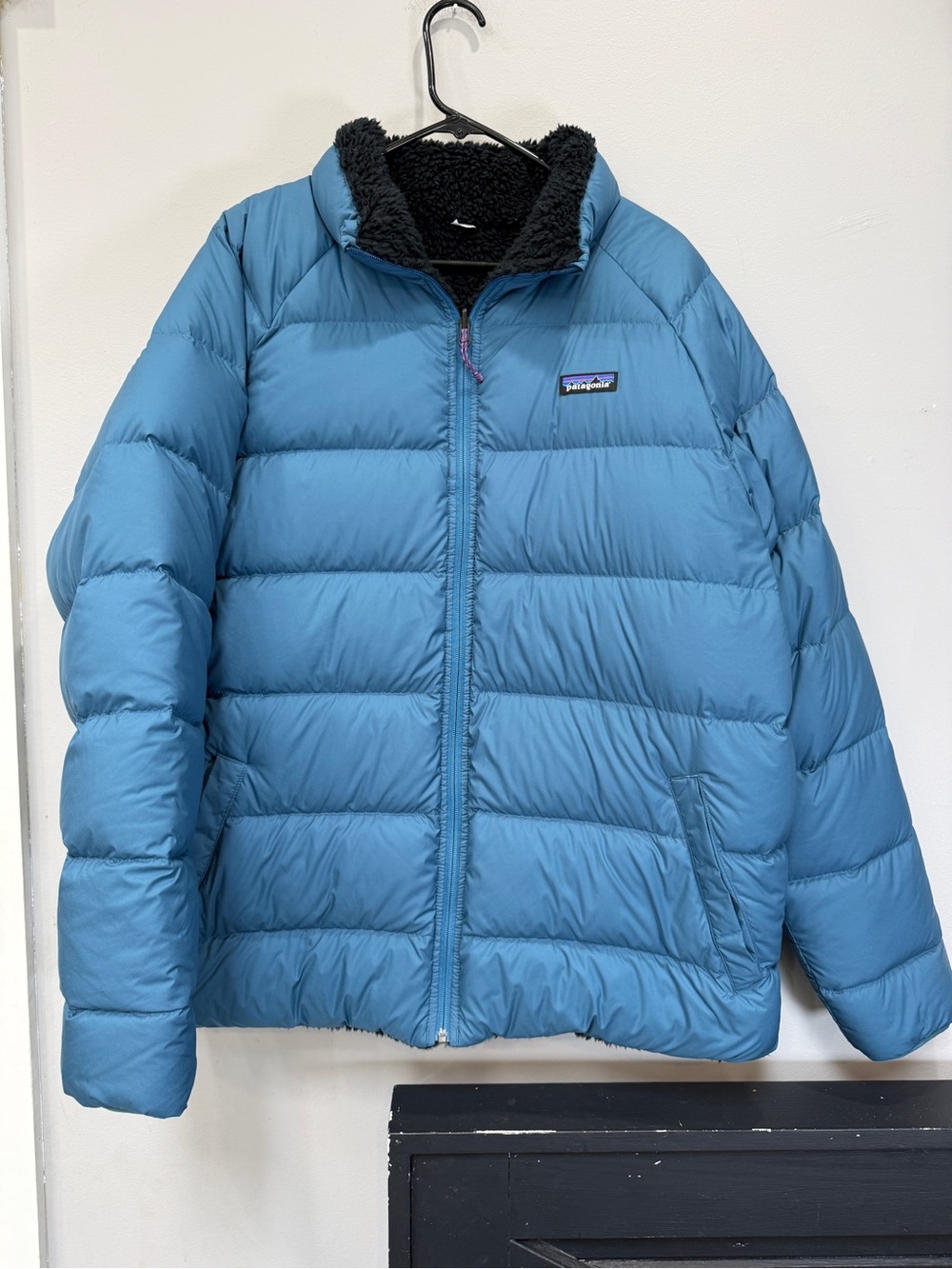Patagonia Kids Teal-Blue Puffer Jacket with Cozy Black Fleece Collar